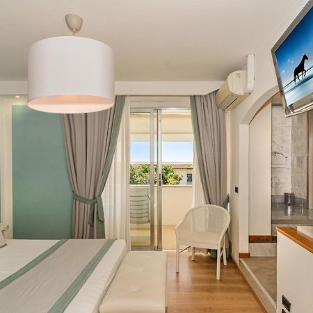 Raffaelli Park Hotel ฟอร์เต เดย์ มาร์มี ภายนอก รูปภาพ