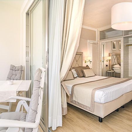 Raffaelli Park Hotel ฟอร์เต เดย์ มาร์มี ภายนอก รูปภาพ
