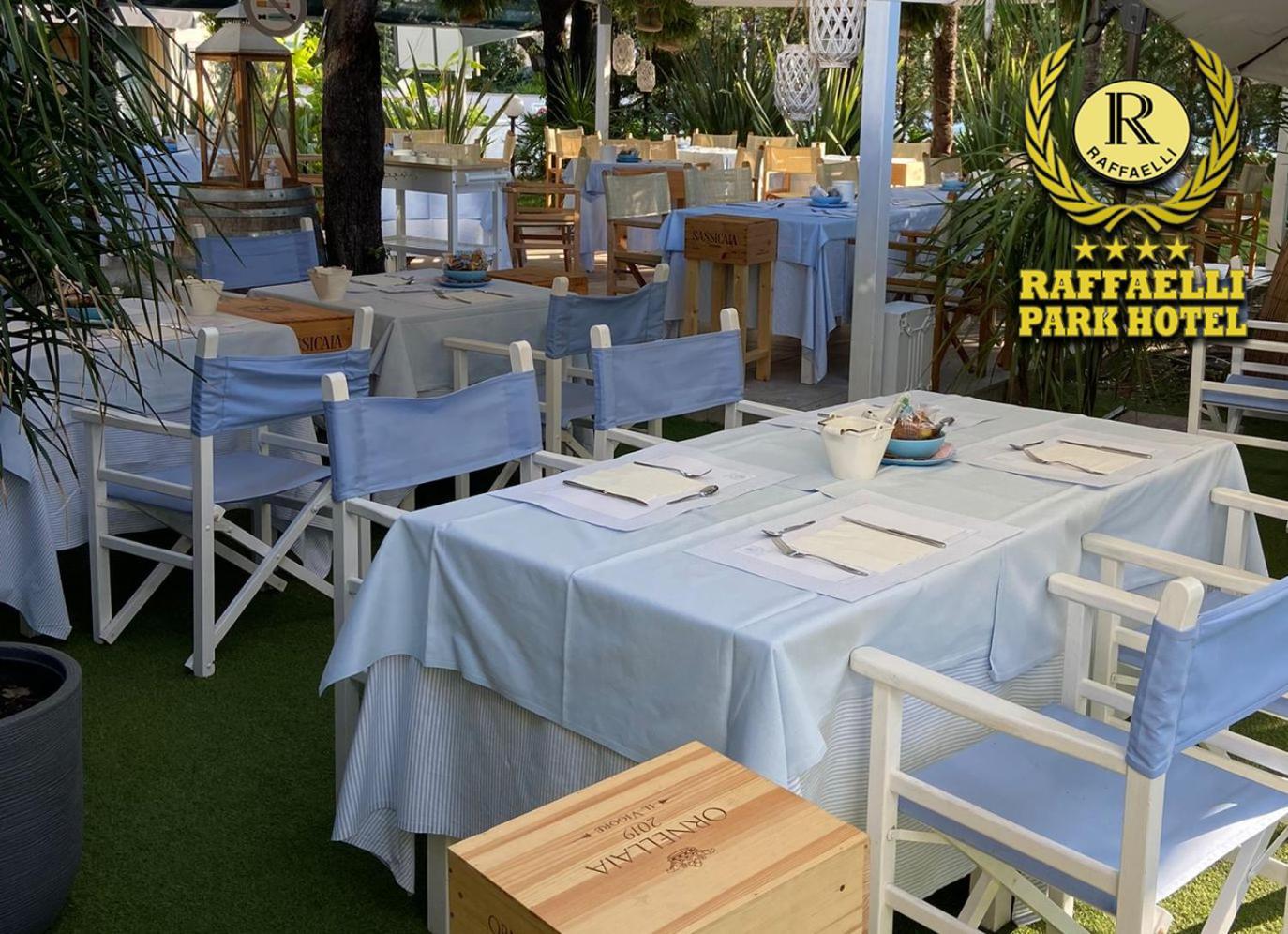 Raffaelli Park Hotel ฟอร์เต เดย์ มาร์มี ภายนอก รูปภาพ
