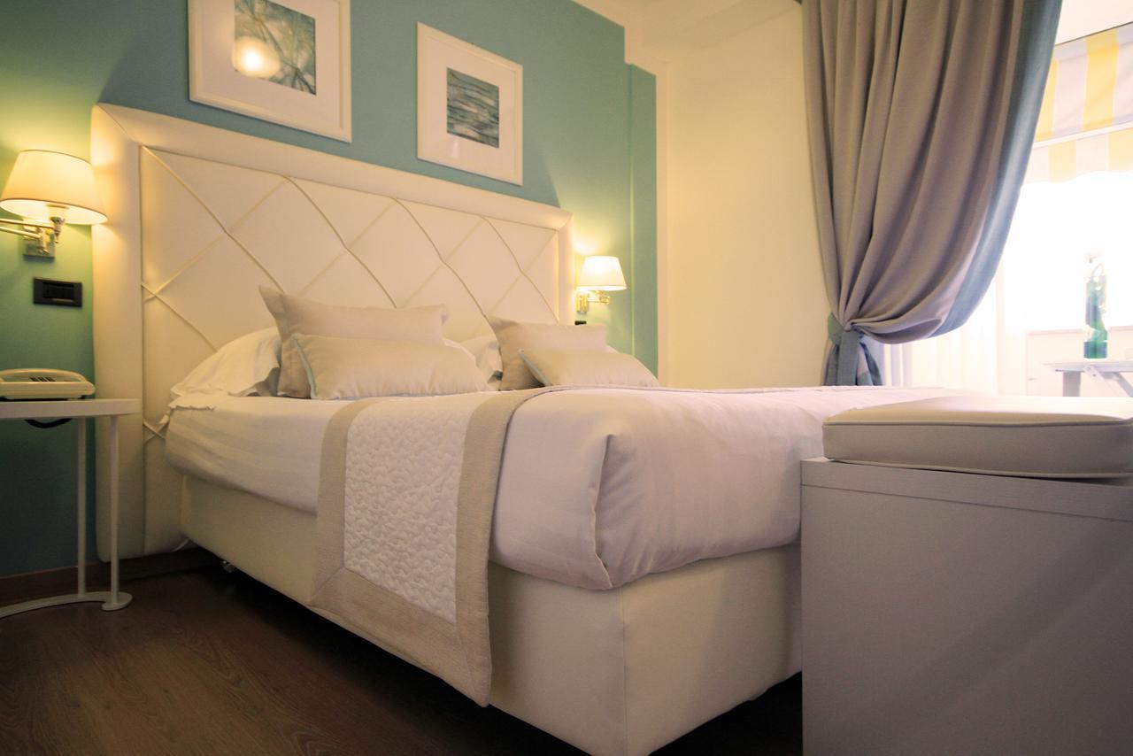 Raffaelli Park Hotel ฟอร์เต เดย์ มาร์มี ภายนอก รูปภาพ
